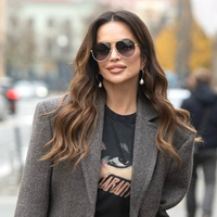 Krilo, ki pozimi ukrade vso pozornost: Severinina modna izbira preseneča mlade in stare