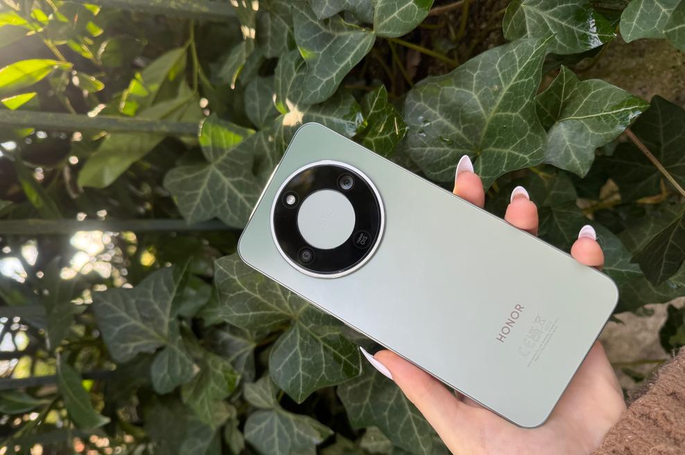 Zakaj se ljubitelji divjih avantur tako zelo veselijo prihoda novega HONOR Magic8 Lite? (foto: Stella Resnik)