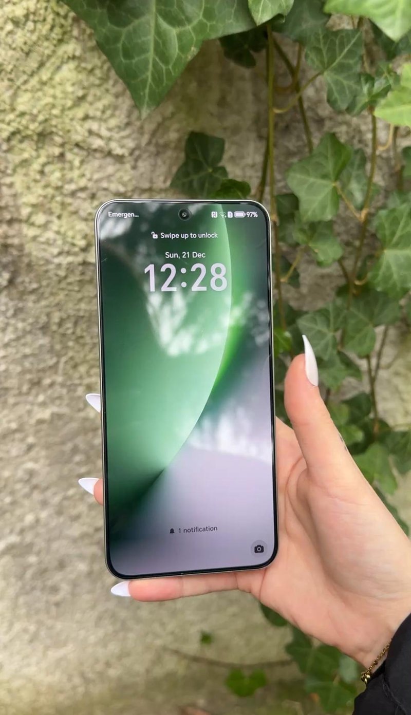 Zakaj se ljubitelji divjih avantur tako zelo veselijo prihoda novega HONOR Magic8 Lite?