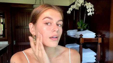 Korejski čistilec za obraz, na katerega prisegajo igralke in manekenke