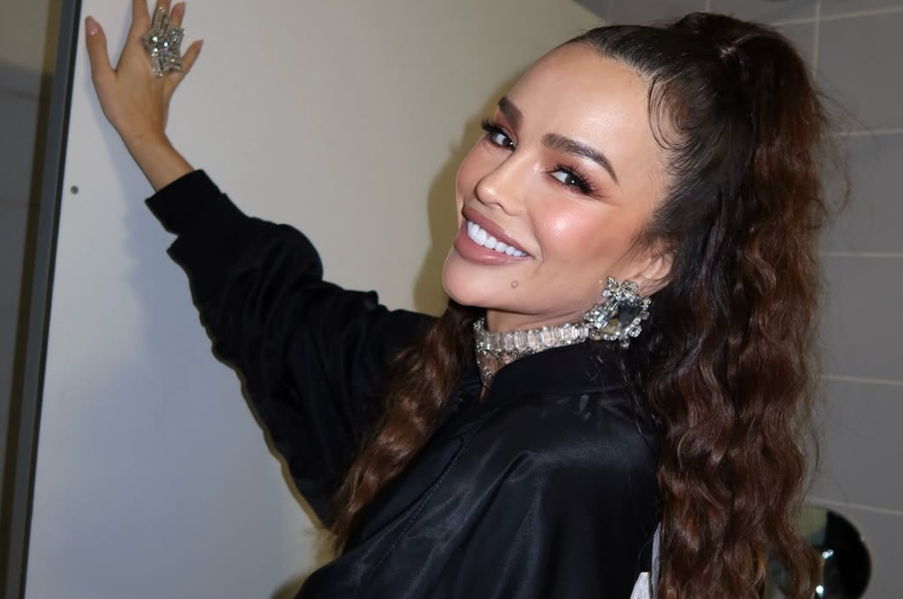 Čevlji, o katerih govorijo vsi: Severina navdušila z visokimi škornji (vzorec je sijajen) (foto: Instagram.com/severina)