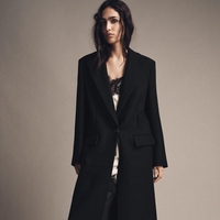 Pri Inditexu se začenjajo zimski popusti: Poglejte, kdaj lahko ujamete prve uspešnice!