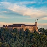 Teh starih slovenskih besed več ne pozna skoraj nihče: veste, kaj pomenijo?