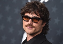 To so najbolj vroči videzi, ki so nam na Critics Choice Awards 2026 takoj padli v oči