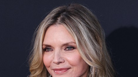 Michelle Pfeiffer pozna skrivnost ličenja za ženske 50+: Rezultat je sijoč in mladosten videz