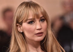 Presenečenje večera: na rdečo preprogo je prišla v obleki, s katere je bilo nemogoče umakniti pogled