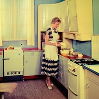 Po internetu zaokrožil video, ki preseneča mnoge: poglejte, kako je bila videti kuhinja leta 1949