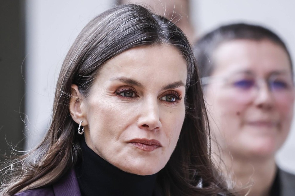 Čevlji, ki razdvajajo ženske: kraljica Letizia prisega na ta kos obutve (foto: Profimedia)