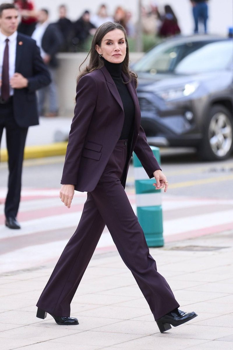 španska kraljica Letizia Ortiz čevlji