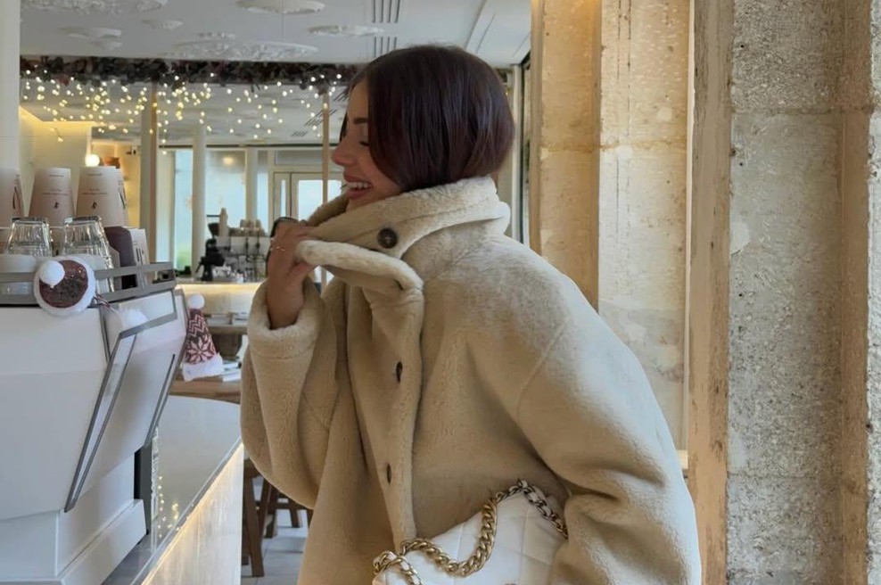 Nova jakna iz Zare preplavila družbena omrežja, saj spominja na luksuzni model: "Popolna je!" (foto: Instagram/@lolagllt_)