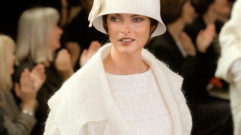 Vračajo se salonarji s peto iz 90. let, ki smo jih oboževali: to so 3 najbolj udobni modeli, ki jih ne boste želeli sezuti