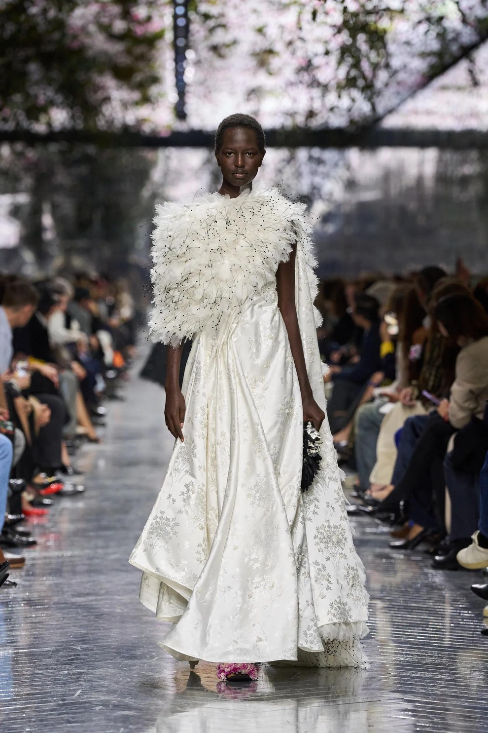 Dior v znamenju prve haute couture kolekcije Jonathana Andersona