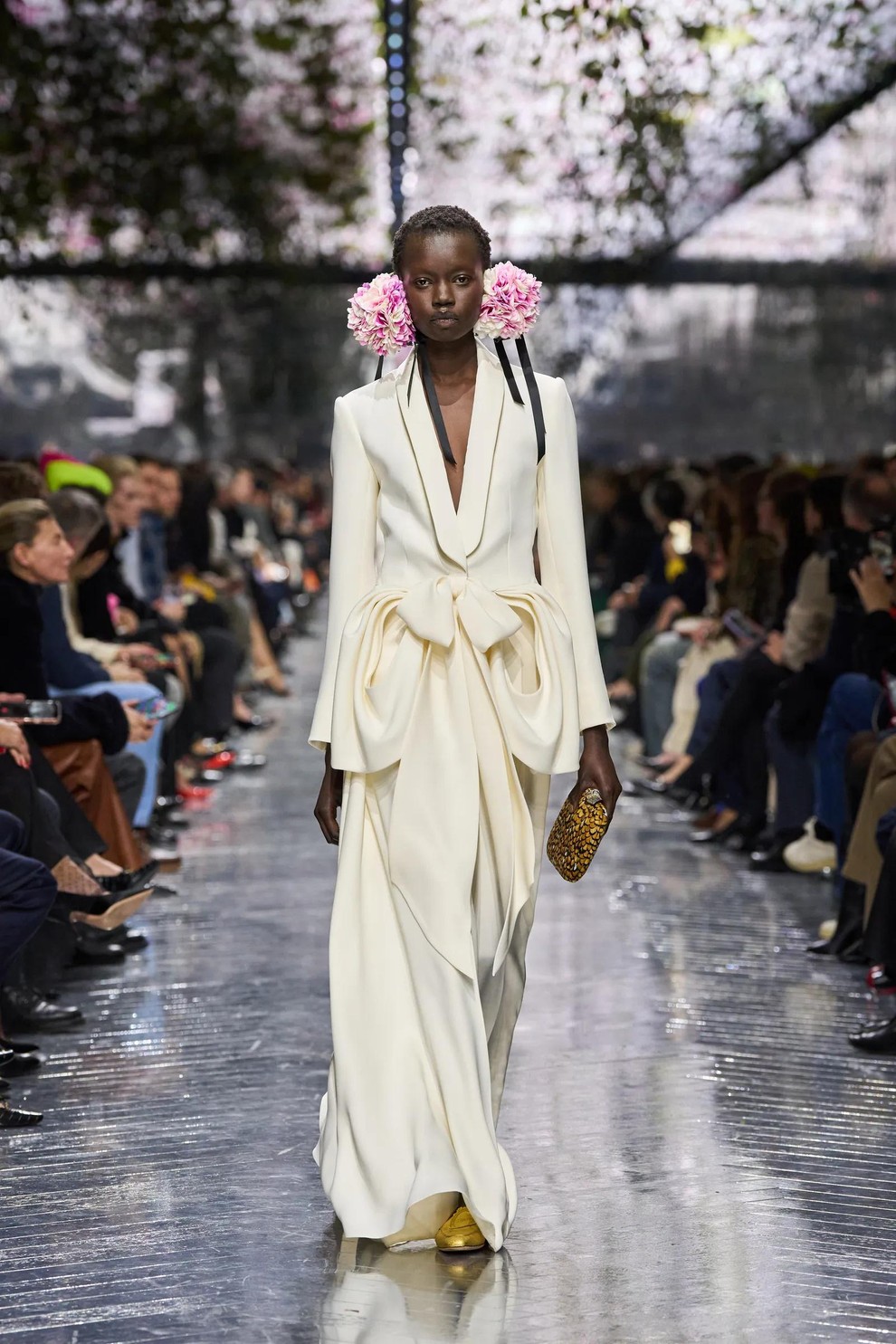 Dior v znamenju prve haute couture kolekcije Jonathana Andersona