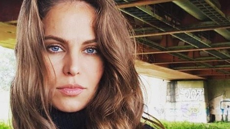 Kdo je Mia Kovačić, katere ime se pojavlja v Epsteinovih dokumentih?