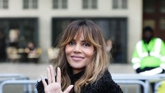 Halle Berry pričeska frizura