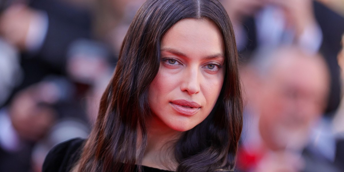 Irina Shayk najraje nosi te 3 modele Nike superg: kombinira jih k vsemu
