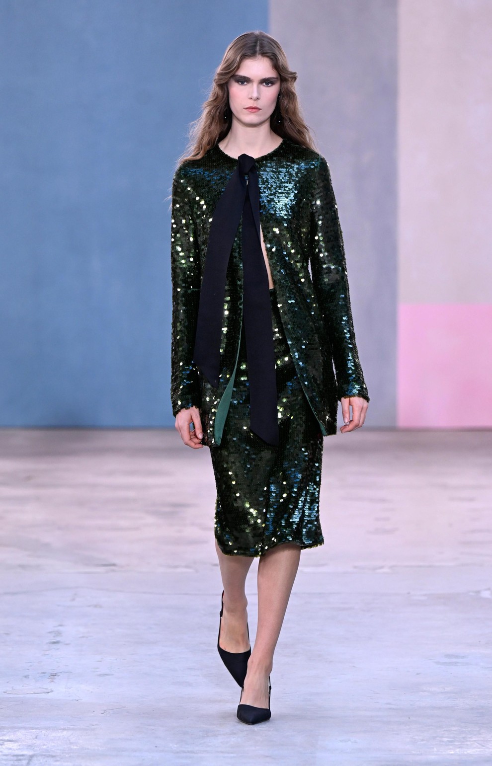 Ženska v pogonu: Jesenska kolekcija Caroline Herrera v znamenju New Yorka