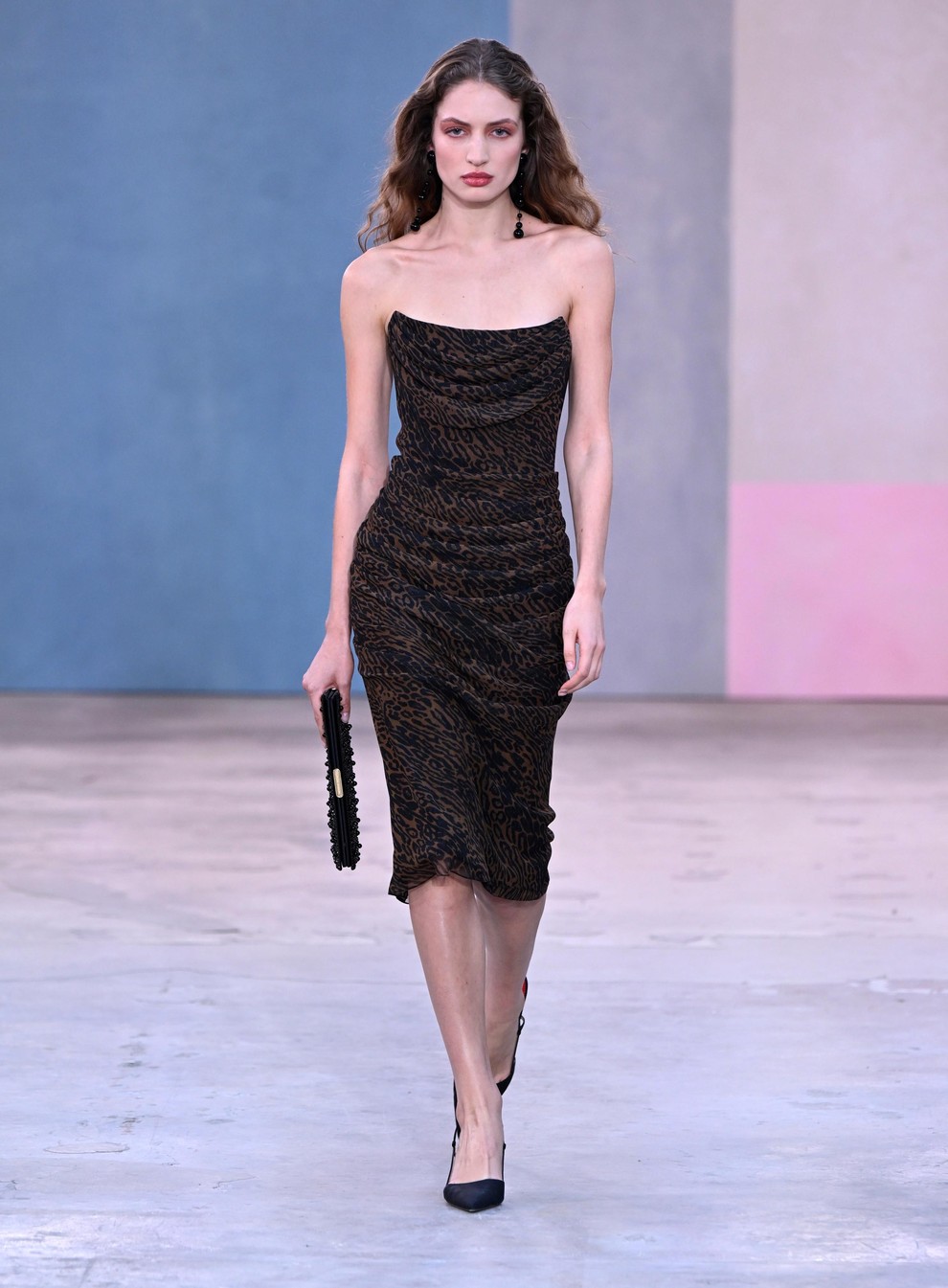 Ženska v pogonu: Jesenska kolekcija Caroline Herrera v znamenju New Yorka