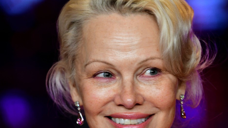 Pamela Anderson obleka Carolina Herrera filmski festival Berlinale Berlin