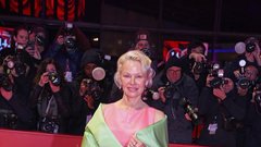 Pamela Anderson obleka Carolina Herrera filmski festival Berlinale Berlin