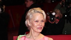 Pamela Anderson obleka Carolina Herrera filmski festival Berlinale Berlin