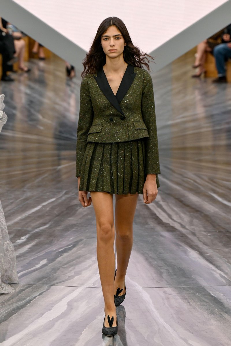 dior, plisirano krilo