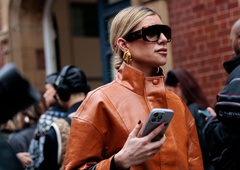 Edina jakna, ki jo potrebujete za pomlad 2026: silhueta, ki pristaja vsem