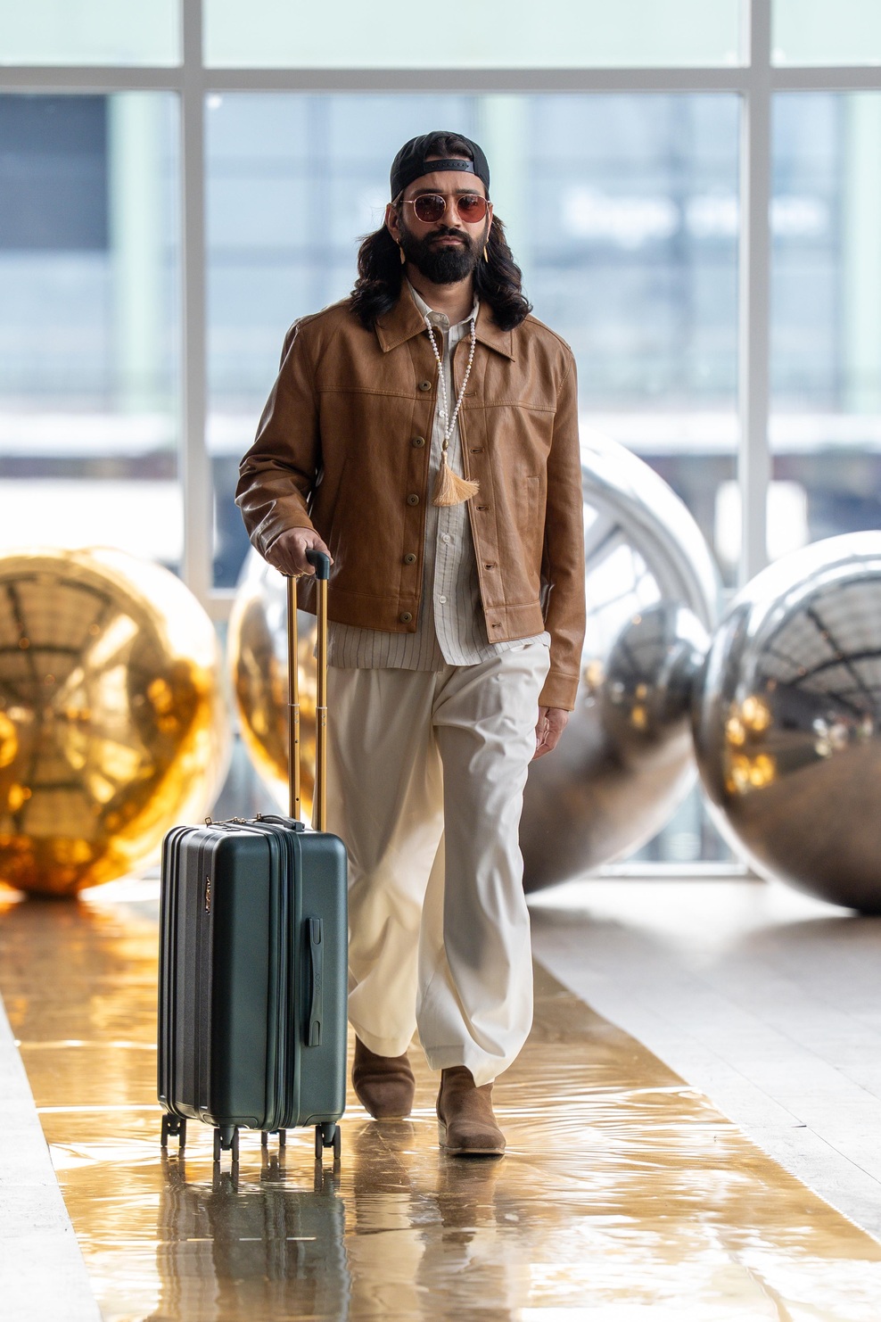 AIRS Luggage with SEVEN SAINTS jewelry & RCOA Hat & VELENCI Glasses