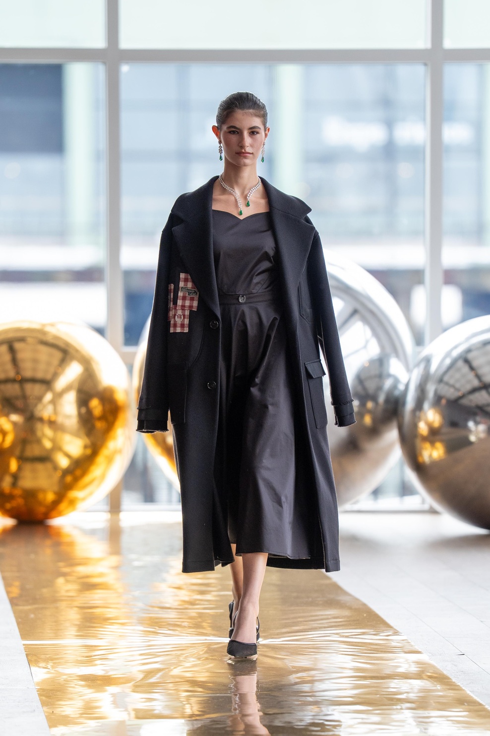 ALEXANDER STUDIOS with DAZZLE BY PARI Jewelry