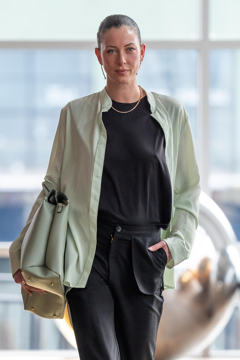 CARAT FINE JEWELRY with DAVISHONG & MONTEMARE Bag