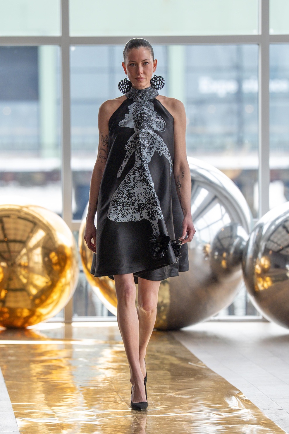 KATHY OF NASSAU with ARIAHWOLF Shoes