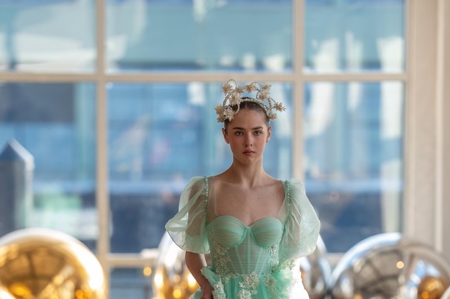 LA BELLE