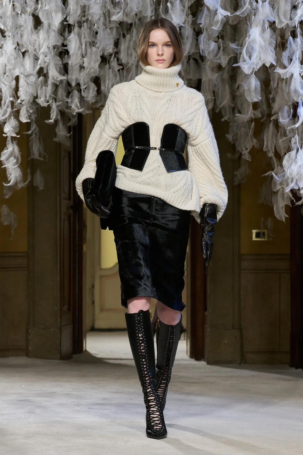 Če bi morali iz milanskih kolekcij za jesen in zimo 2026/27 izpostaviti en sam trend, bi bil to brez dvoma …