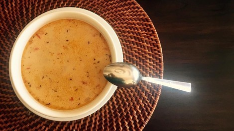 Kaj pravzaprav vsebuje juha iz vrečke in kako (ne)zdrava je?