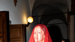 Fashion Vibes Milano postavlja nov standard na milanskem tednu mode za jesen in zimo 2026/27