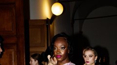 Fashion Vibes Milano postavlja nov standard na milanskem tednu mode za jesen in zimo 2026/27