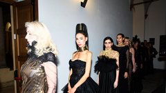 Fashion Vibes Milano postavlja nov standard na milanskem tednu mode za jesen in zimo 2026/27