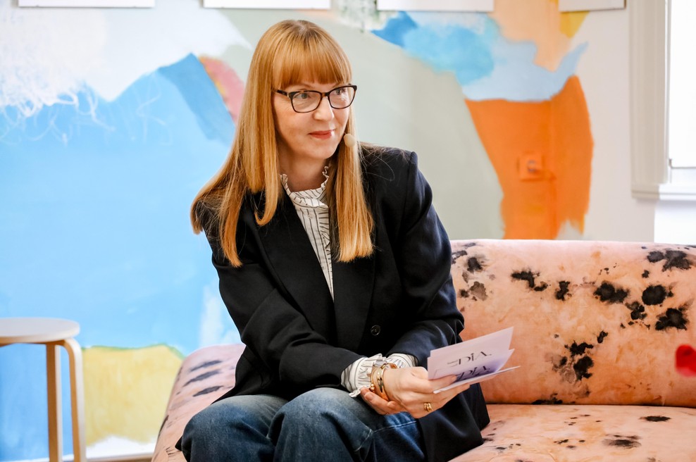 Sedeli smo na edinstvenem kavču slovenske znamke Kauch in zdaj vemo, zakaj je to udobje, ki ga preprosto morate doživeti (foto: Aleksandra Saša Prelesnik)