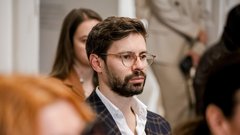 
                                                         Kaj vse smo se naučili v pogovoru z Vesno Milek in Darjo Bavdaž Kuret na letošnjem dogodku Elle Dialog