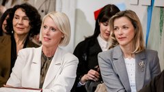 
                                                         Kaj vse smo se naučili v pogovoru z Vesno Milek in Darjo Bavdaž Kuret na letošnjem dogodku Elle Dialog