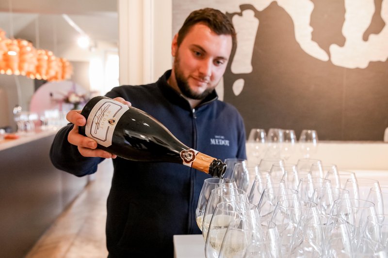 Kaj vse smo se naučili v pogovoru z Vesno Milek in Darjo Bavdaž Kuret na letošnjem dogodku Elle Dialog