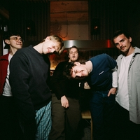 »Pogumno!« Ta znana slovenska skupina v enem tednu storila, kar ni še nihče – zdaj vemo razlog!