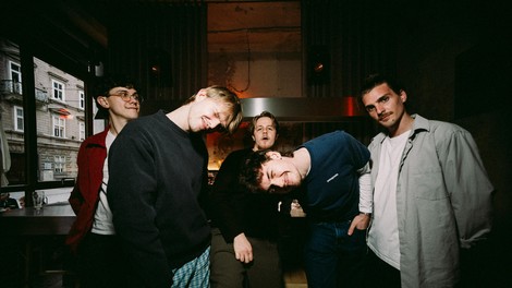 »Pogumno!« Ta znana slovenska skupina v enem tednu storila, kar ni še nihče – zdaj vemo razlog!