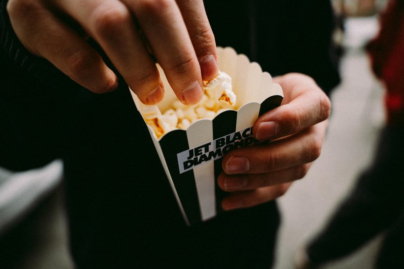 »Pogumno!« Ta znana slovenska skupina v enem tednu storila, kar ni še nihče – zdaj vemo razlog!