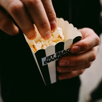 »Pogumno!« Ta znana slovenska skupina v enem tednu storila, kar ni še nihče – zdaj vemo razlog!