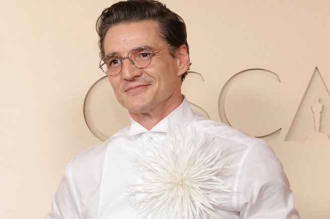 Pedro Pascal v Chanelu je zmagovalna modna izbira oskarjev