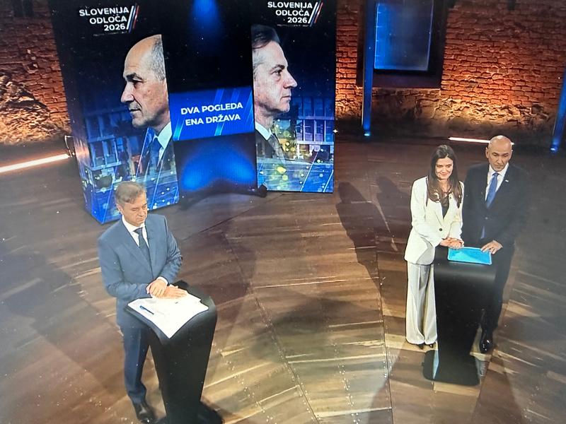 Urška Bačovnik Janša Janez Janša Robert Golob