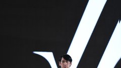 
                                                         Model Brian Metcalf se vrača k The Bureau za teden mode v Los Angelesu