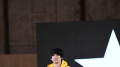 
                                                         Model Brian Metcalf se vrača k The Bureau za teden mode v Los Angelesu