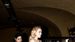 
                                                         ELLE Ekskluzivno: Favoriti z modnih brvi za jesen/zimo 26-27 - sezona skozi oči ekipe Paris Runway Official